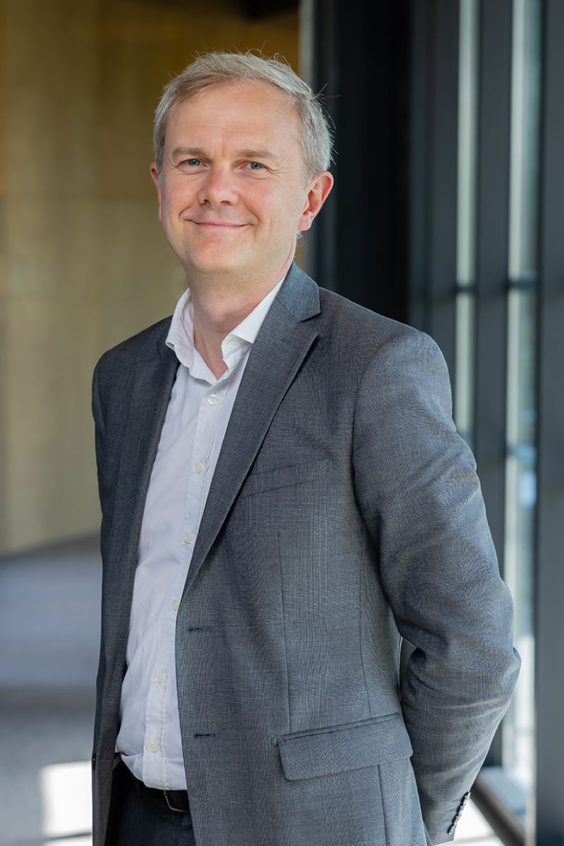 Arnaud Cousin<br />
- Délégué Général MEDEF Lille Métropole -<br />
Directeur Général Adjoint Entreprises et Cités